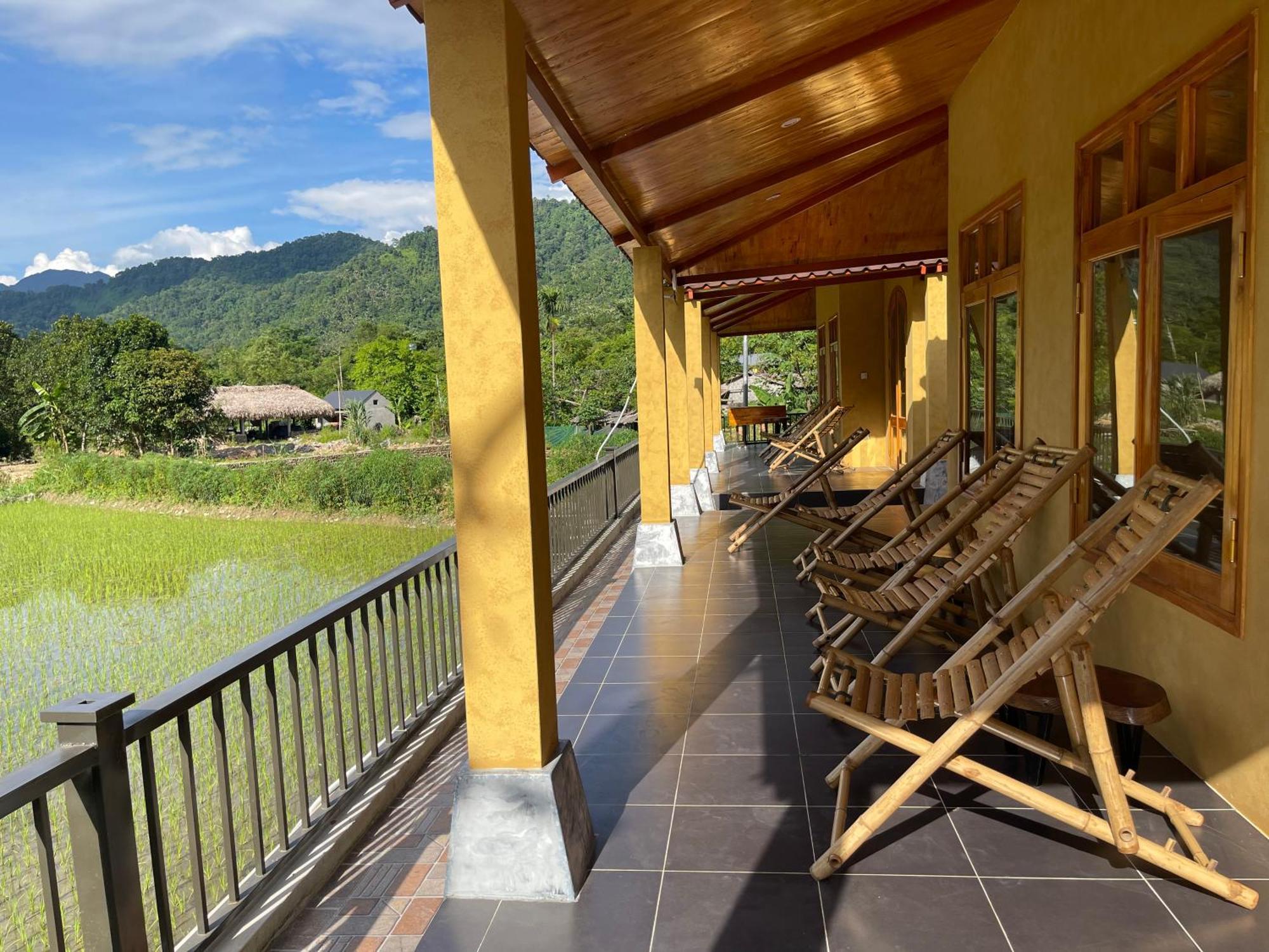 Sky Bay Lodge Ha Giang Exterior photo