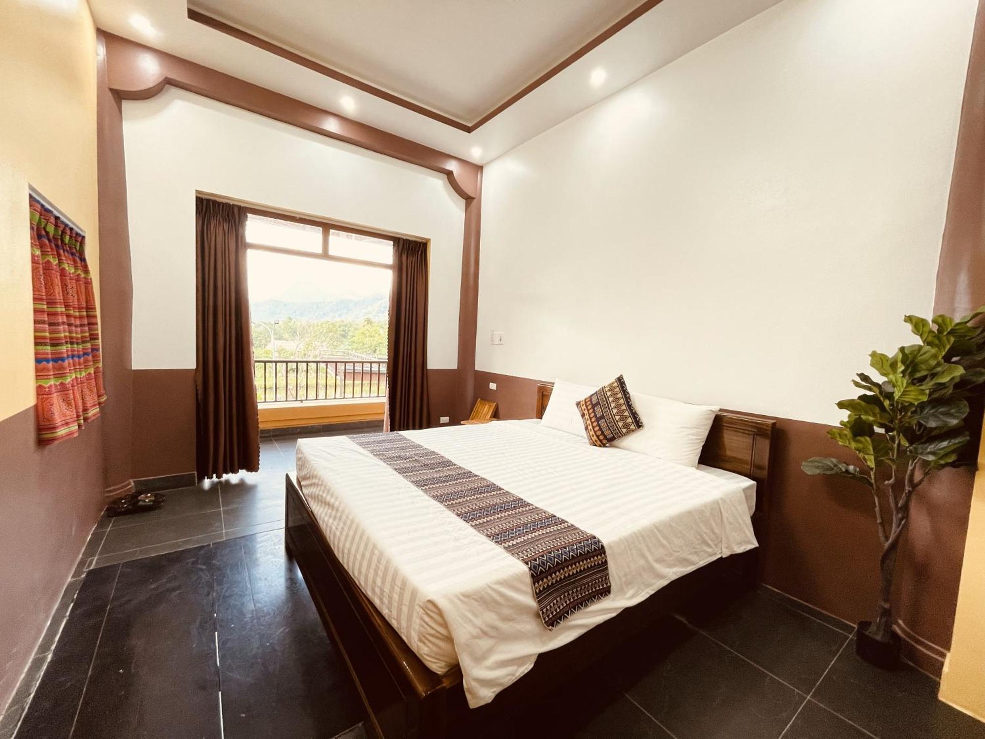 Sky Bay Lodge Ha Giang Exterior photo